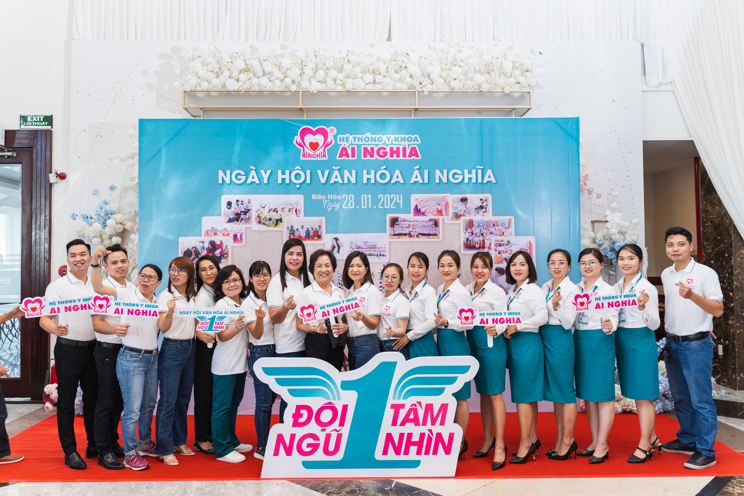 Tổ chức Ngày hội Văn hóa Ái Nghĩa lần 1 chủ đề " Một đội ngũ- một tầm nhìn"