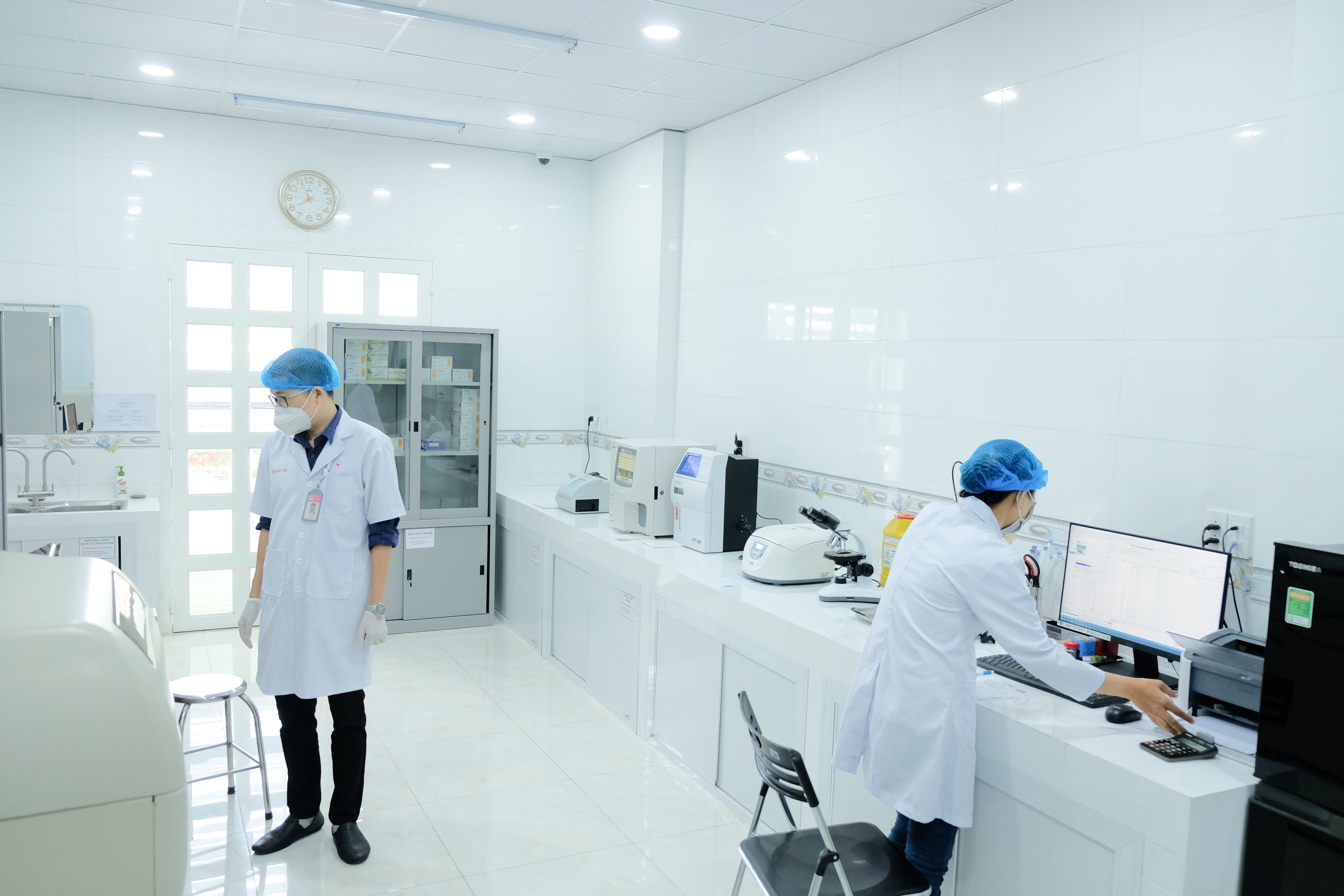 Phòng xét nghiệm hiện đại