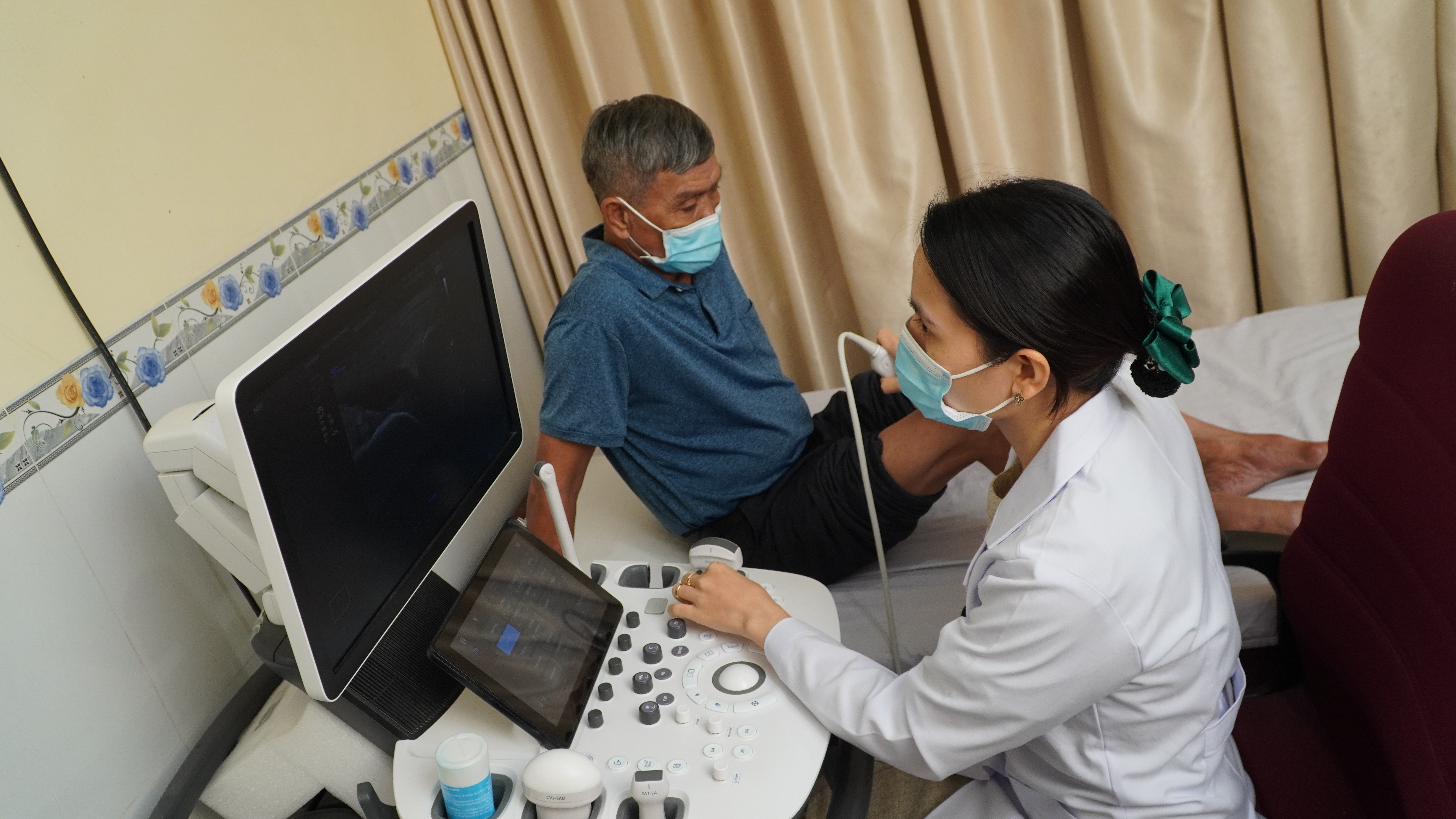 Hệ thống siêu âm chẩn đoán Doppler màu