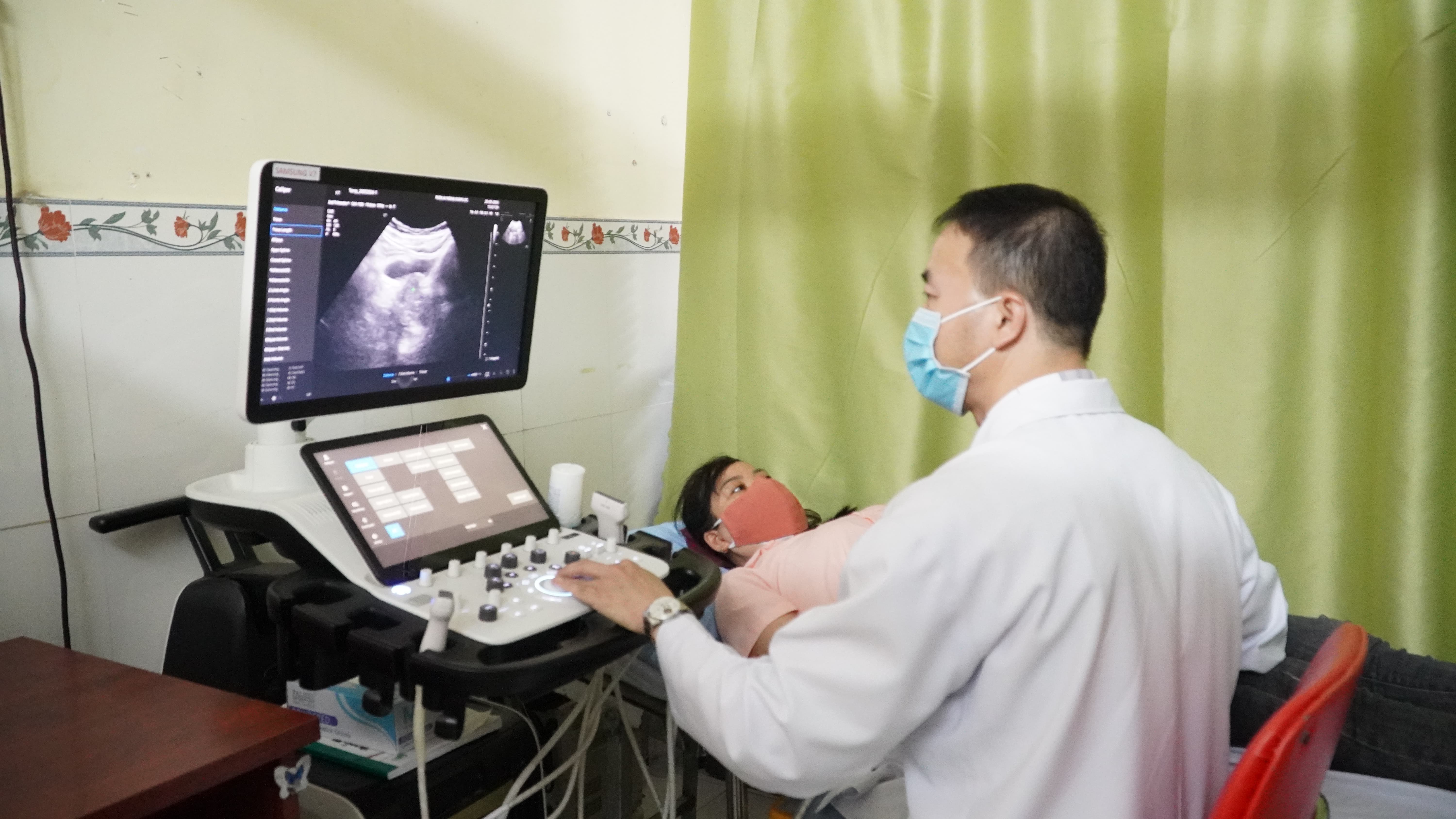 Máy siêu âm hiện đại