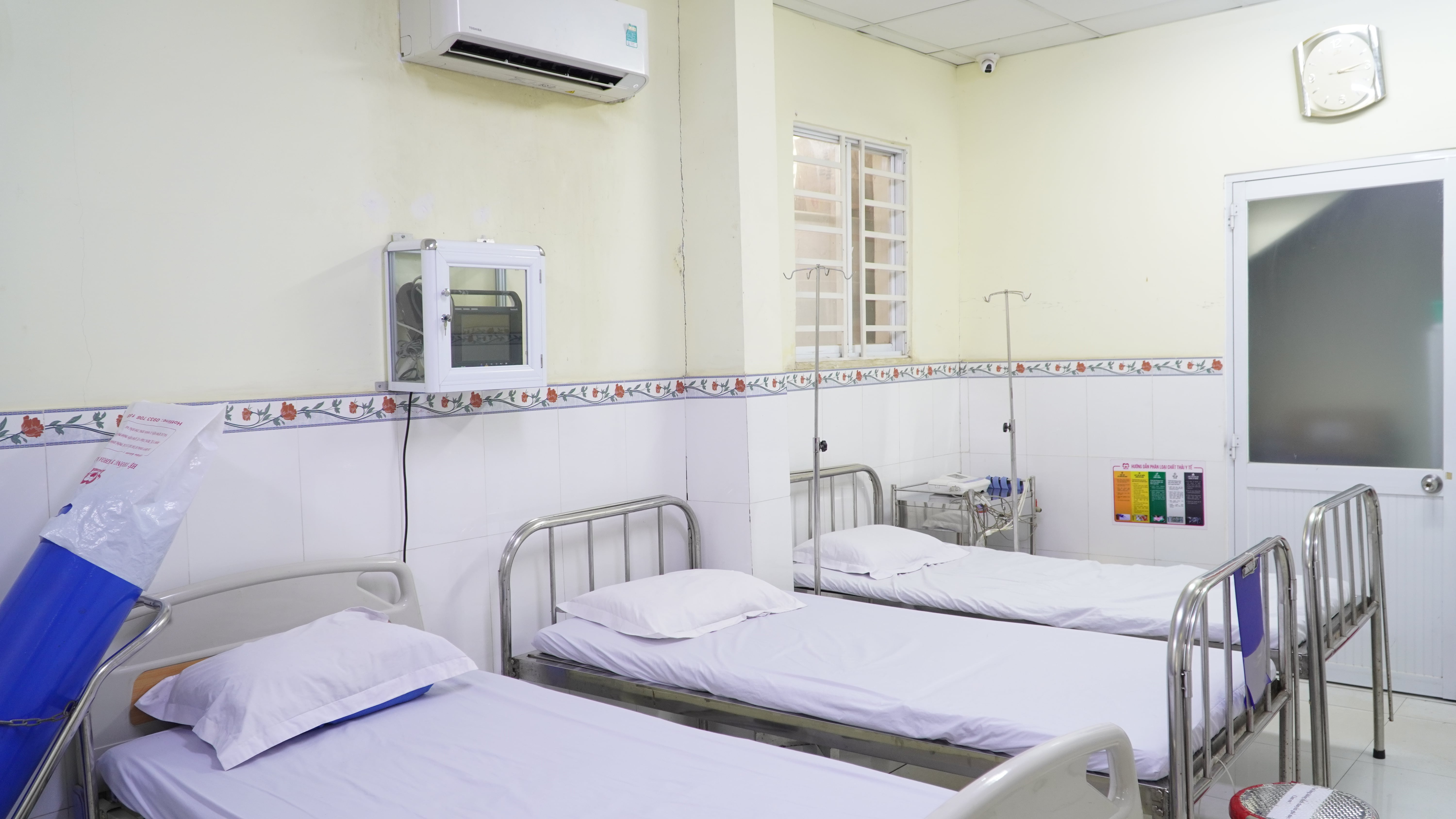 Giường bệnh sạch sẽ