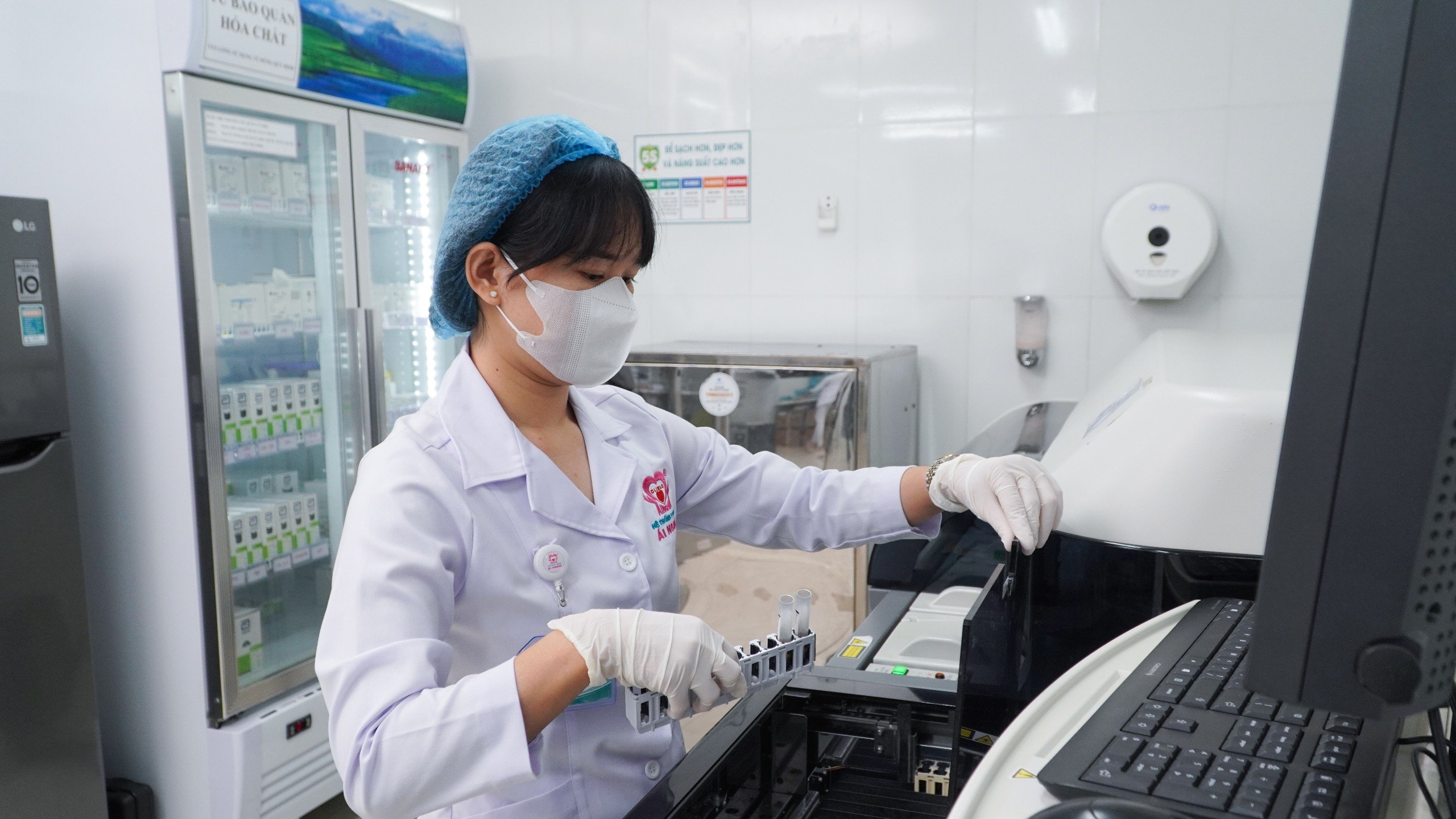 Bản tin hoạt động tháng 5 Đơn vị Xét nghiệm Hệ thống.